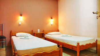 Lions2 Studios And Apartments Askeli Экстерьер фото